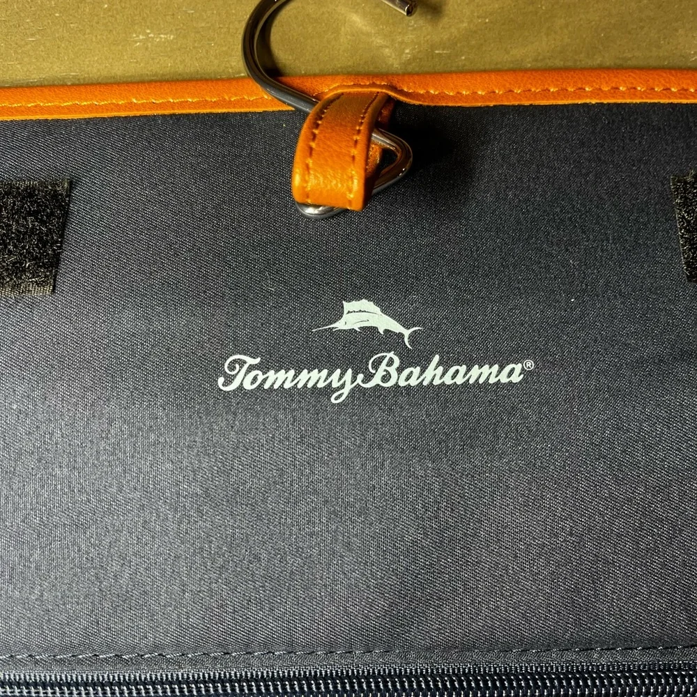 Tommy Bahama Travel Kit Navy Brown Zipper Hanging Bag NWT
